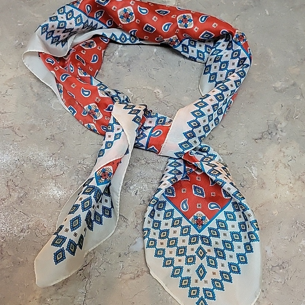 Vintage Sarah Coventry Paisley-Inspired Geometric Scarf | 31” | Made in Italy - Picture 11 of 11